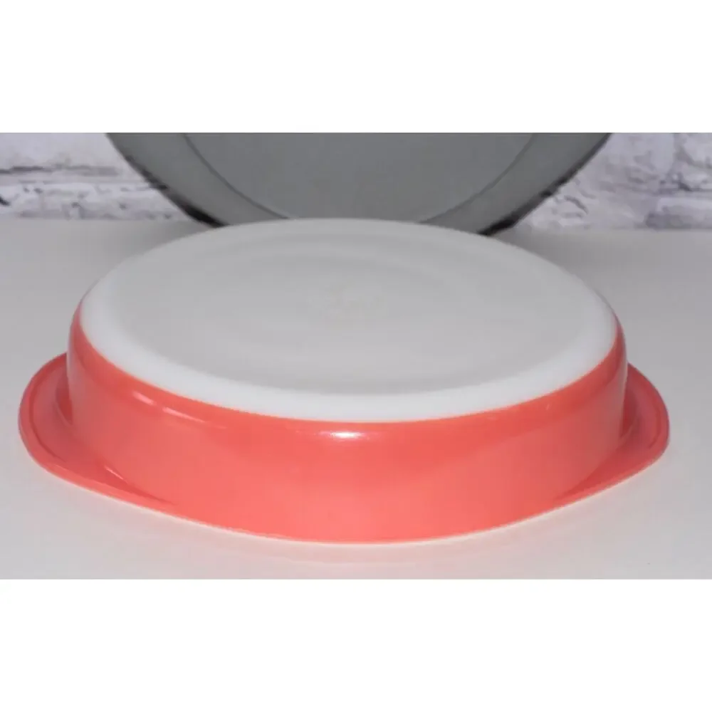 Pyrex vintage pink